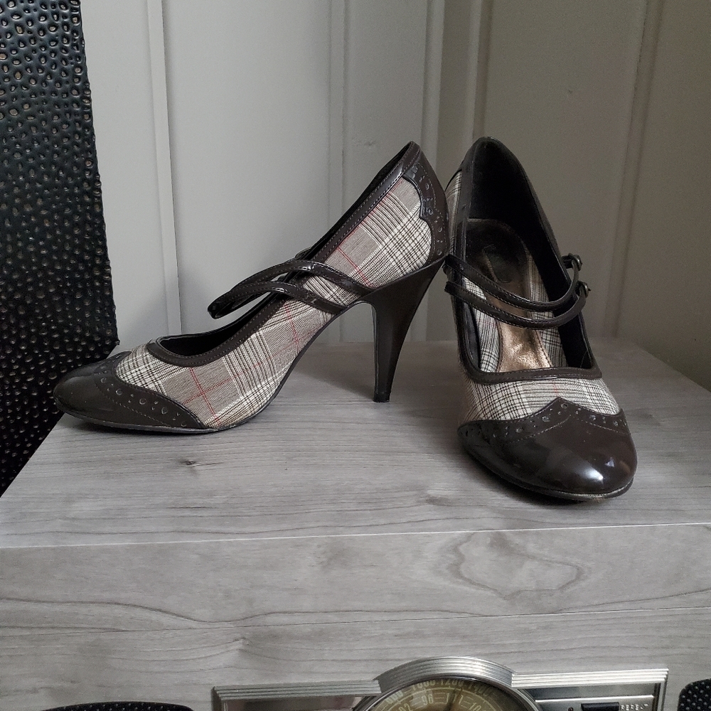 Unlisted plaid heels